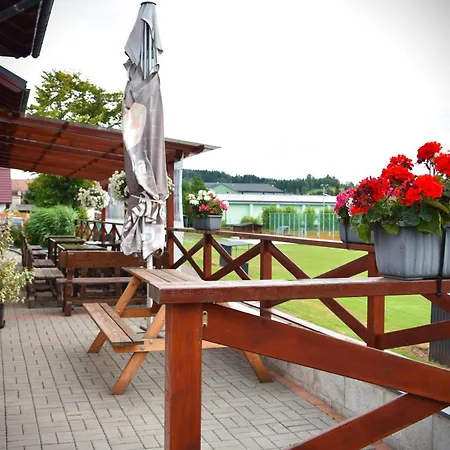 Restaurace 16 * Horka u Stare Paky